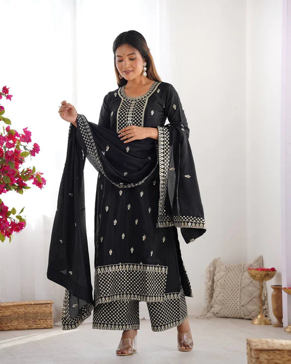 Himanshi Beautiful Pure Chinon Silk Fabric Kurta Set