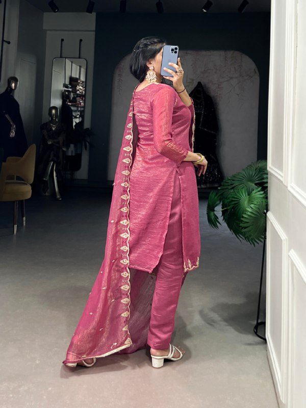 Gulaabi Noor A Rosy Radiance in Handcrafted Threadwork Suit Set