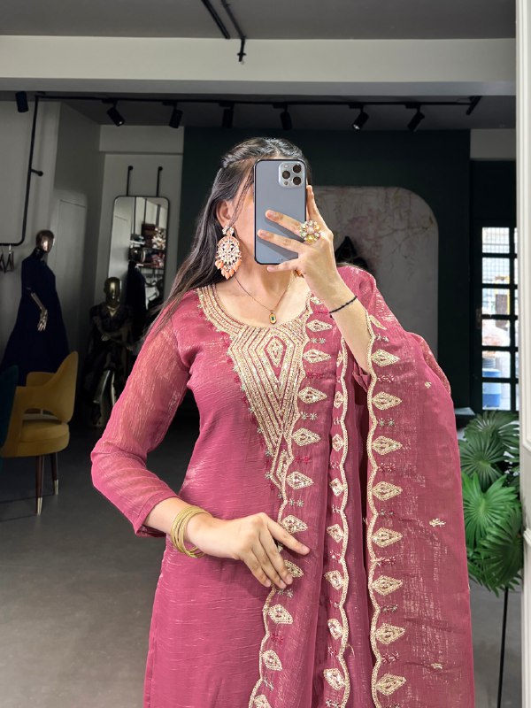 Gulaabi Noor A Rosy Radiance in Handcrafted Threadwork Suit Set