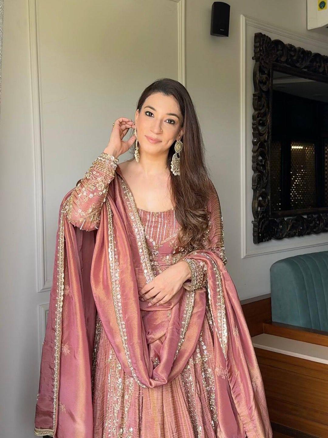 Rosé Radiance Embroidered Elegance in Bloom