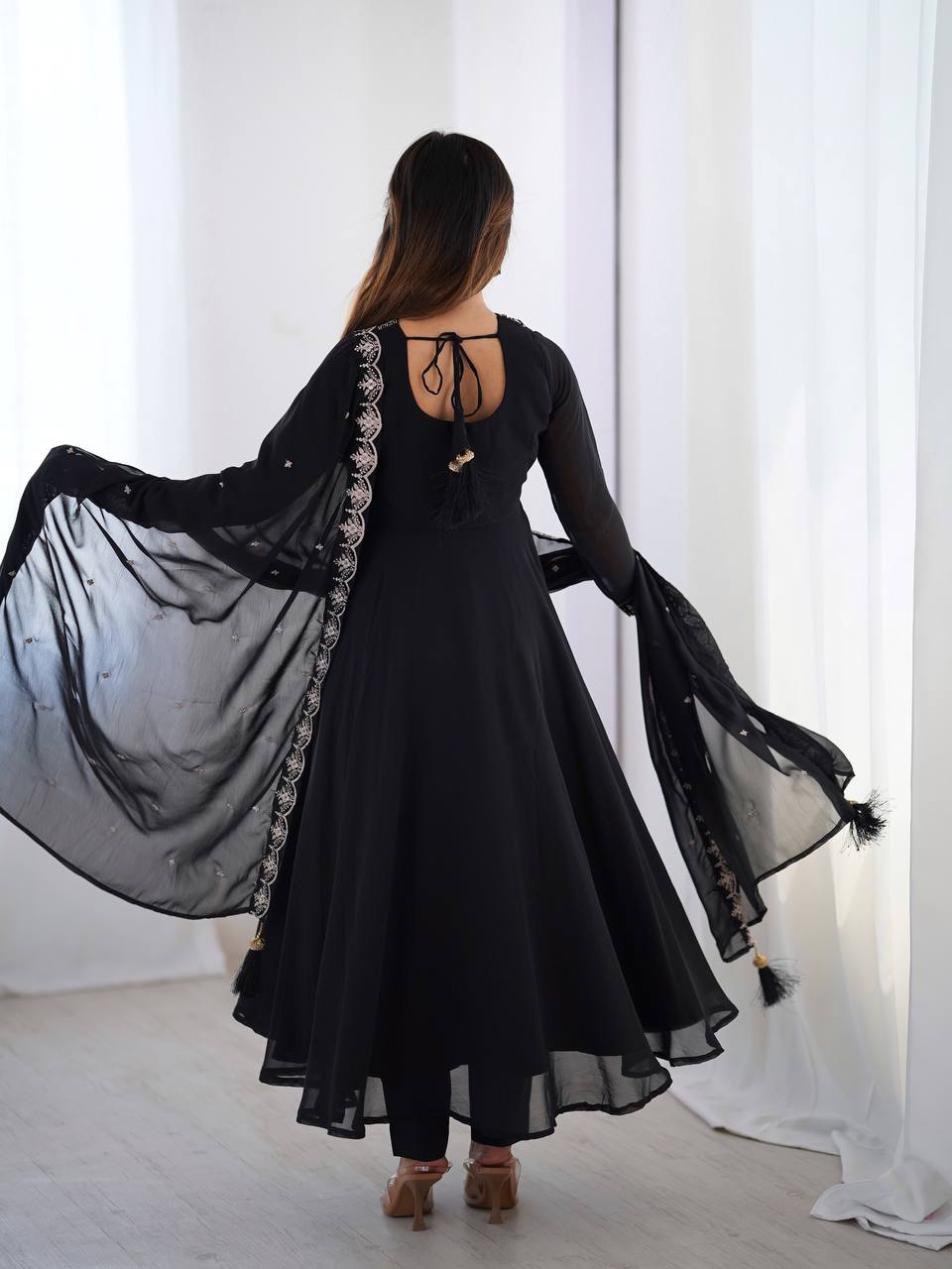 Misha Graceful & Colourfull Comfort And Stylish Anarkali