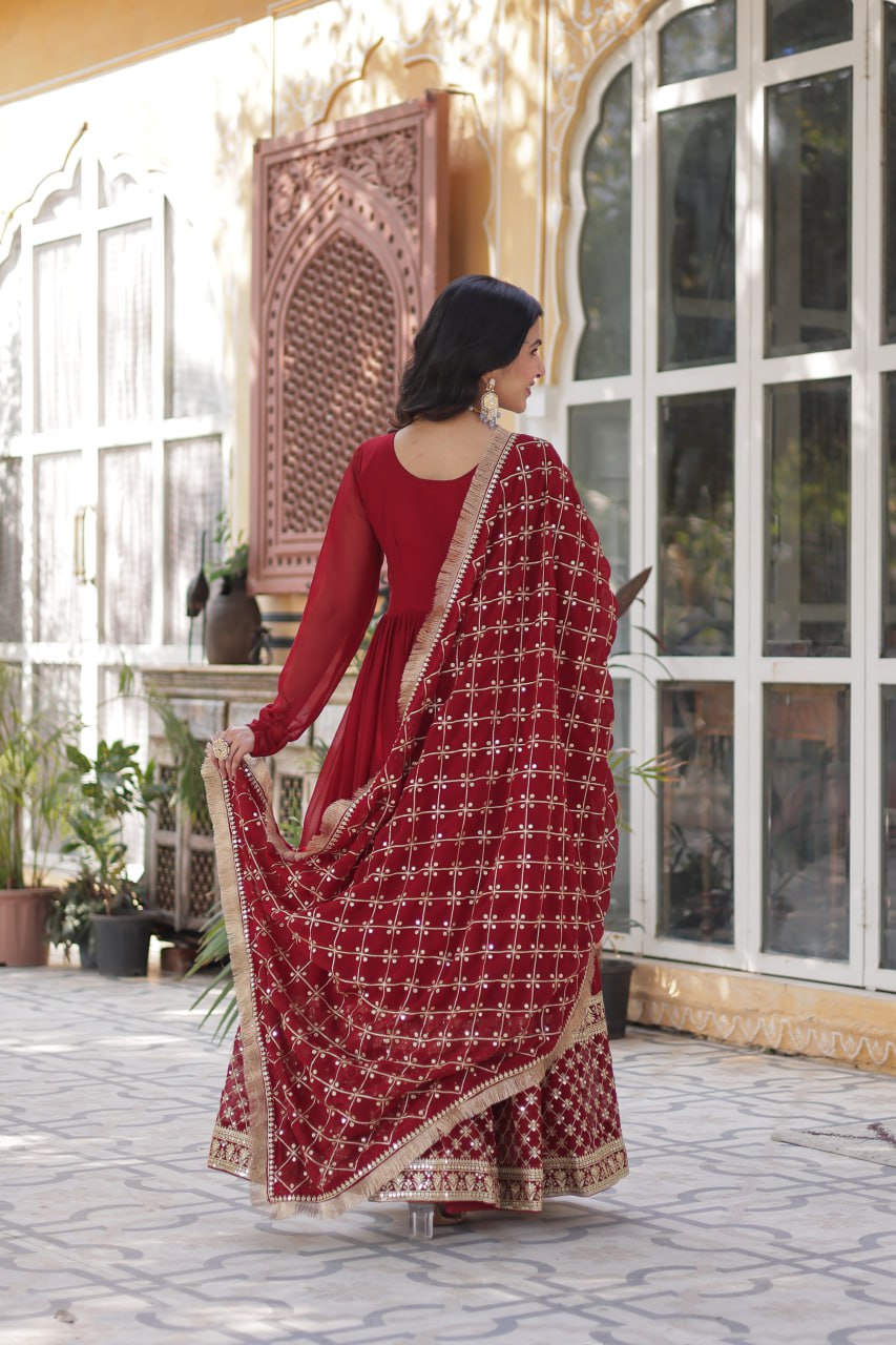 Royal Charm And Timeless Beauty Outfits Gown