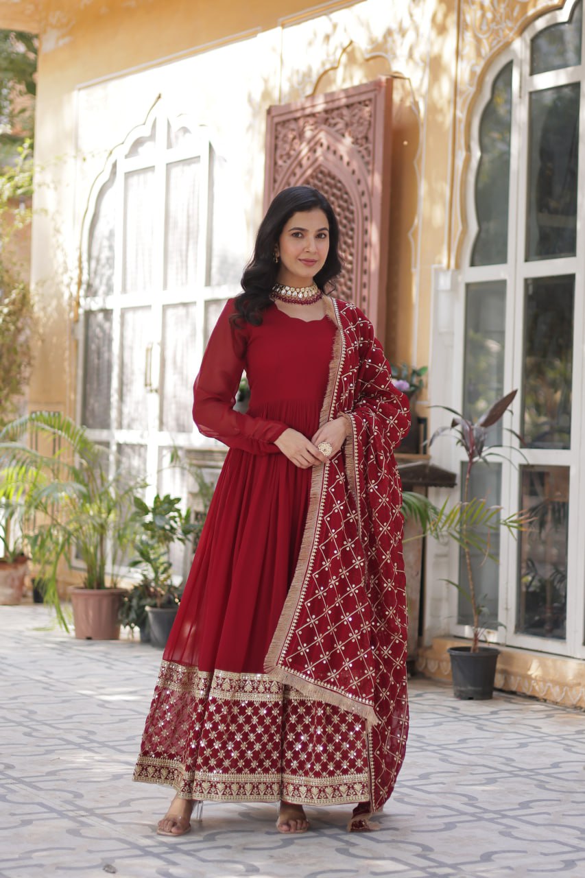 Royal Charm And Timeless Beauty Outfits Gown