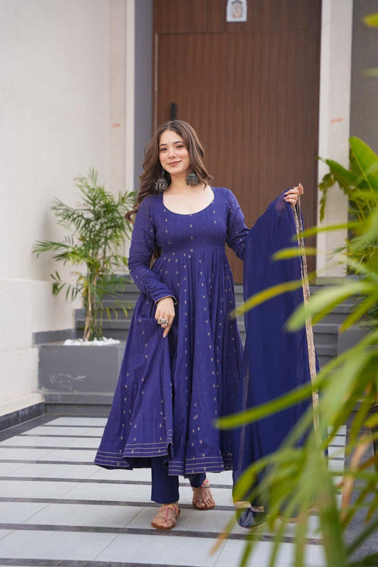Kashni Blue Floral Perfect Fusion Of Classic Gown