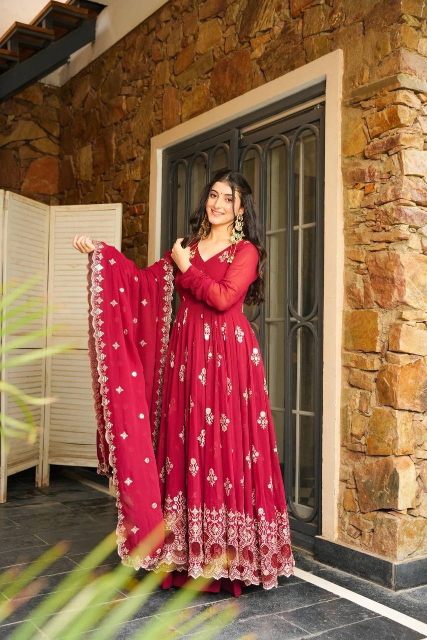 Raaniraj Heavy Designer Party Wear LSuit Set