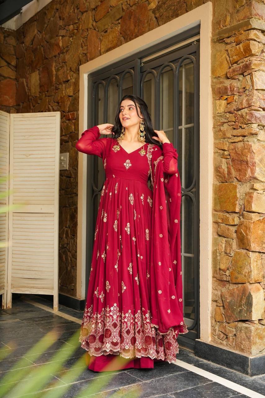 Raaniraj Heavy Designer Party Wear LSuit Set