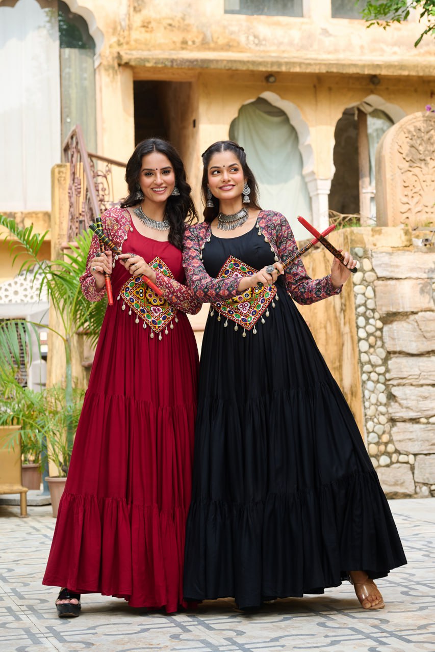 Bold & Beautiful Reyon With Cotton Print Work Gown