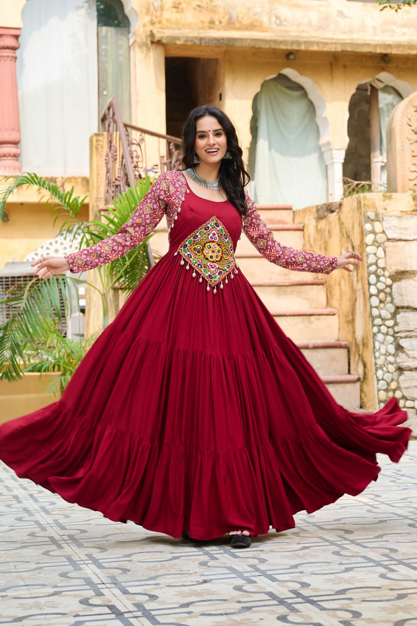 Bold & Beautiful Reyon With Cotton Print Work Gown