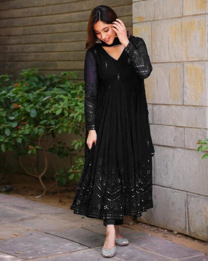 SAANVI BLACK GEORGETTE EMBROIDERED SUIT SET