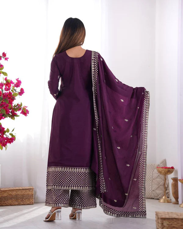 Himanshi Beautiful Pure Chinon Silk Fabric Kurta Set