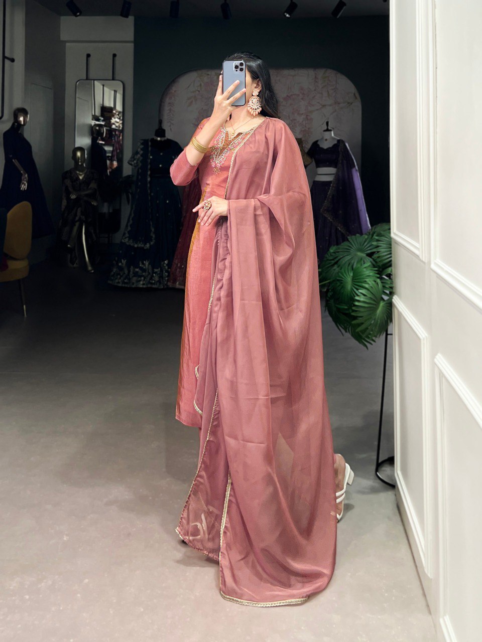 Noira Rosewood Gleam Dusty Rose Designer Kurta Set
