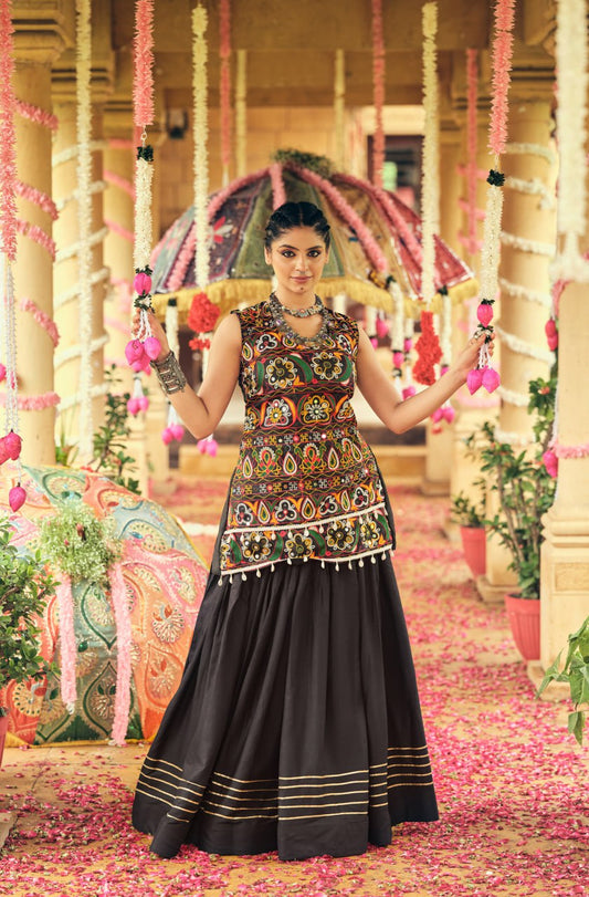 Rang Roop Vibrant Embroidered Chaniya Choli