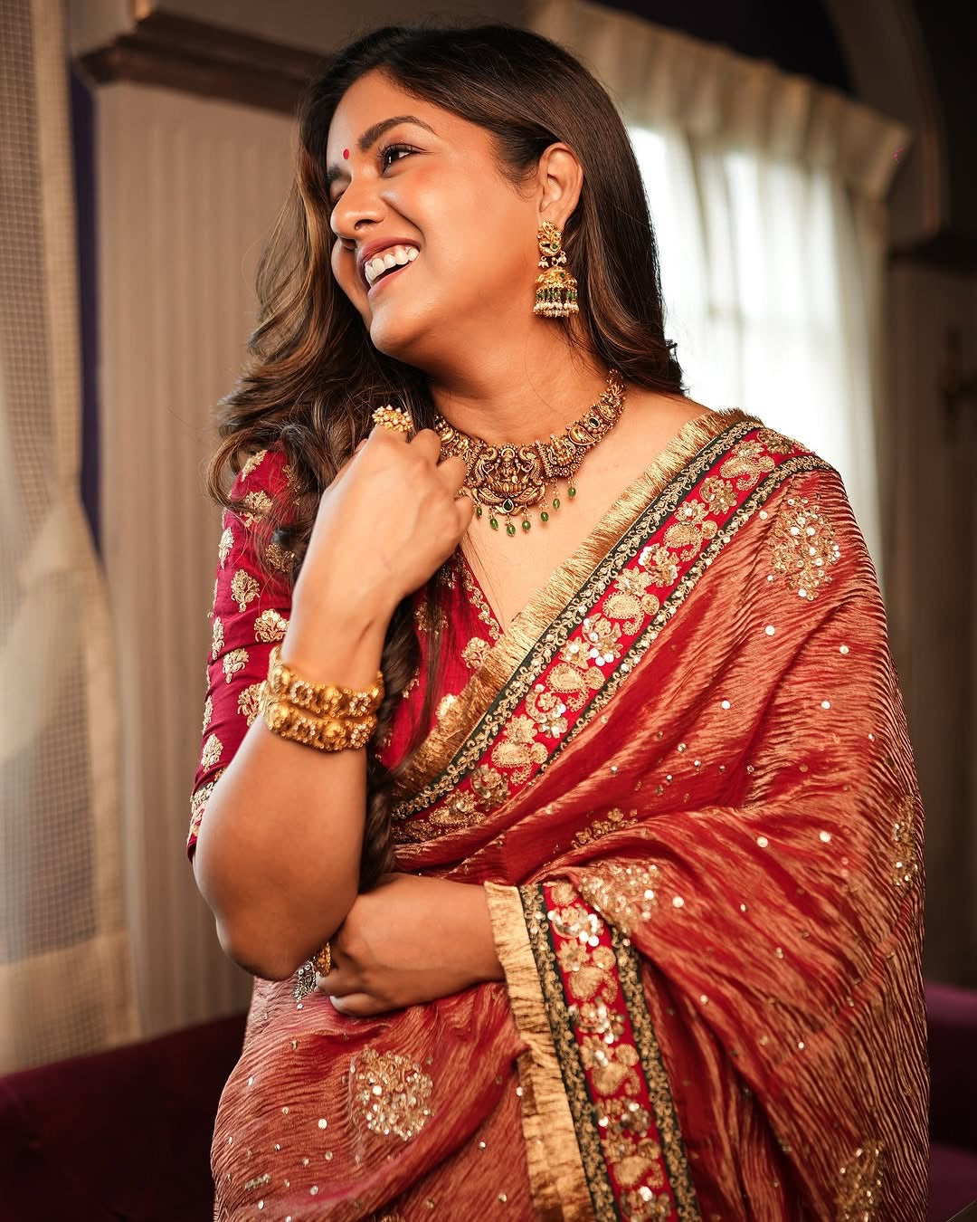 The Mesmerizing Silk Weaves