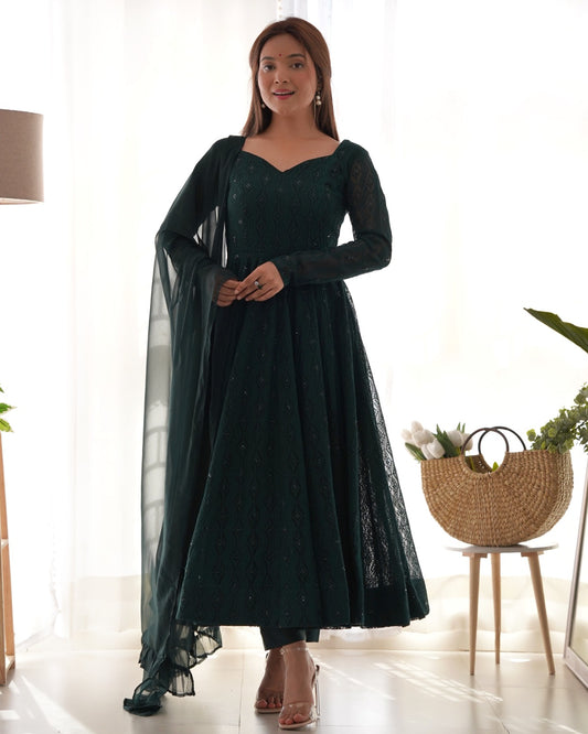 Ivory Reverie of Timeless Beauty and Grace Suits
