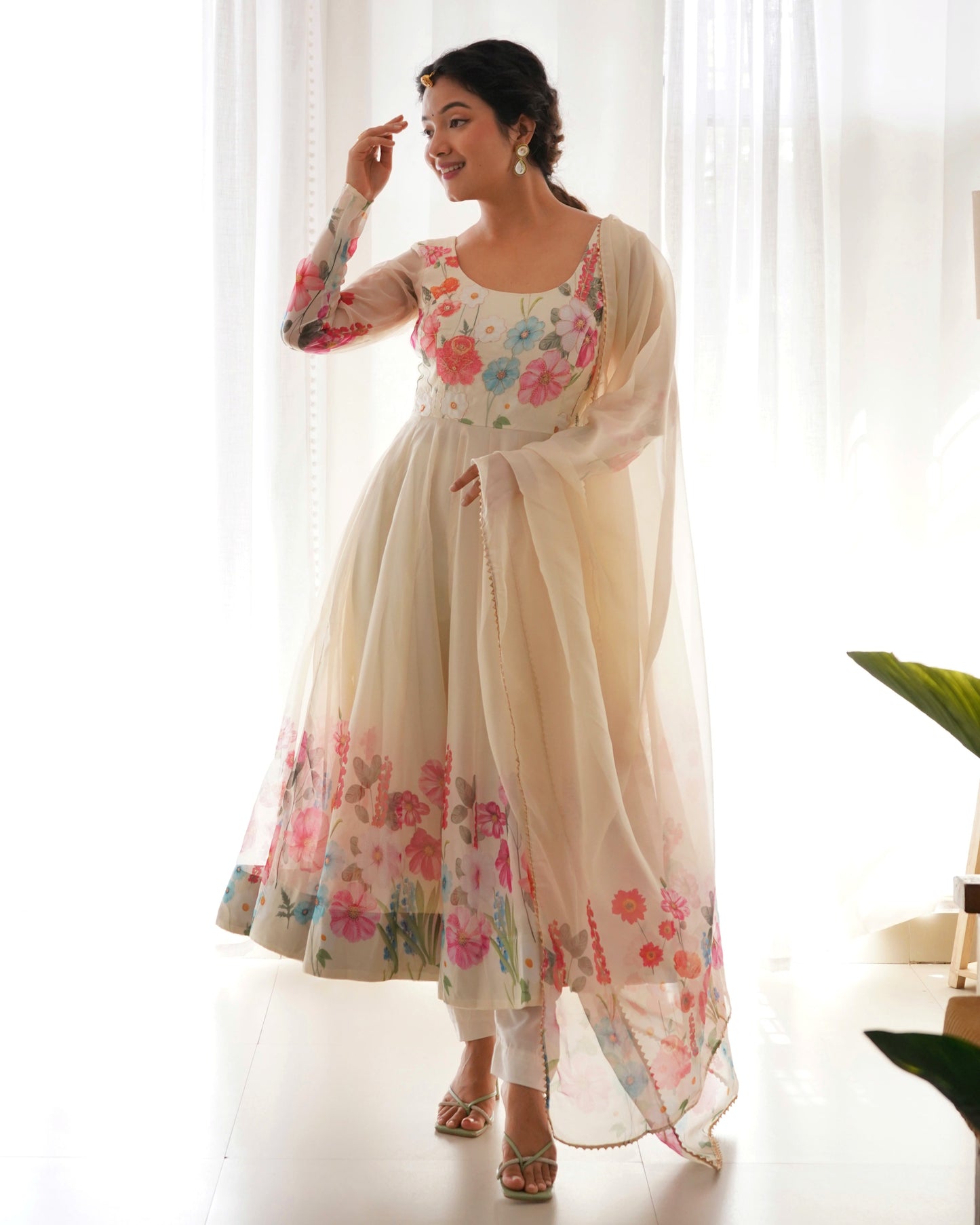 Cream Pure Soft Organza Anarkali Suit Set Comes With Huge Flair, Dupatta & Pant