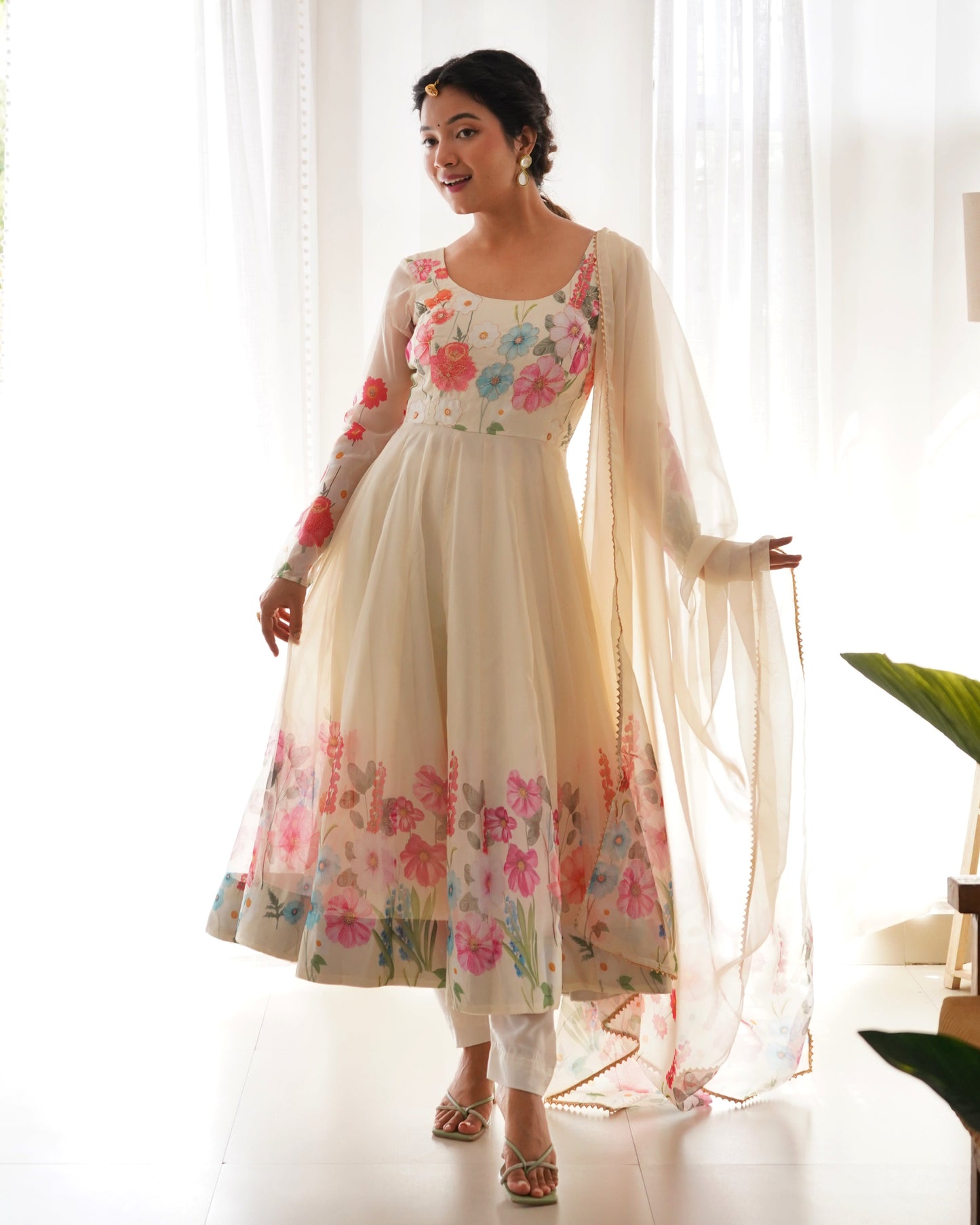 Cream Pure Soft Organza Anarkali Suit Set Comes With Huge Flair, Dupatta & Pant