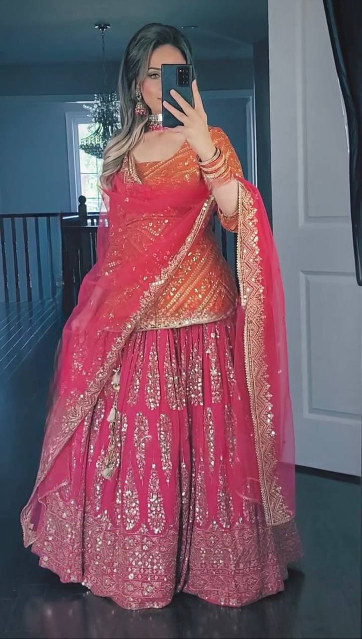 Aadhya Đěsigner -Top Salwar Set