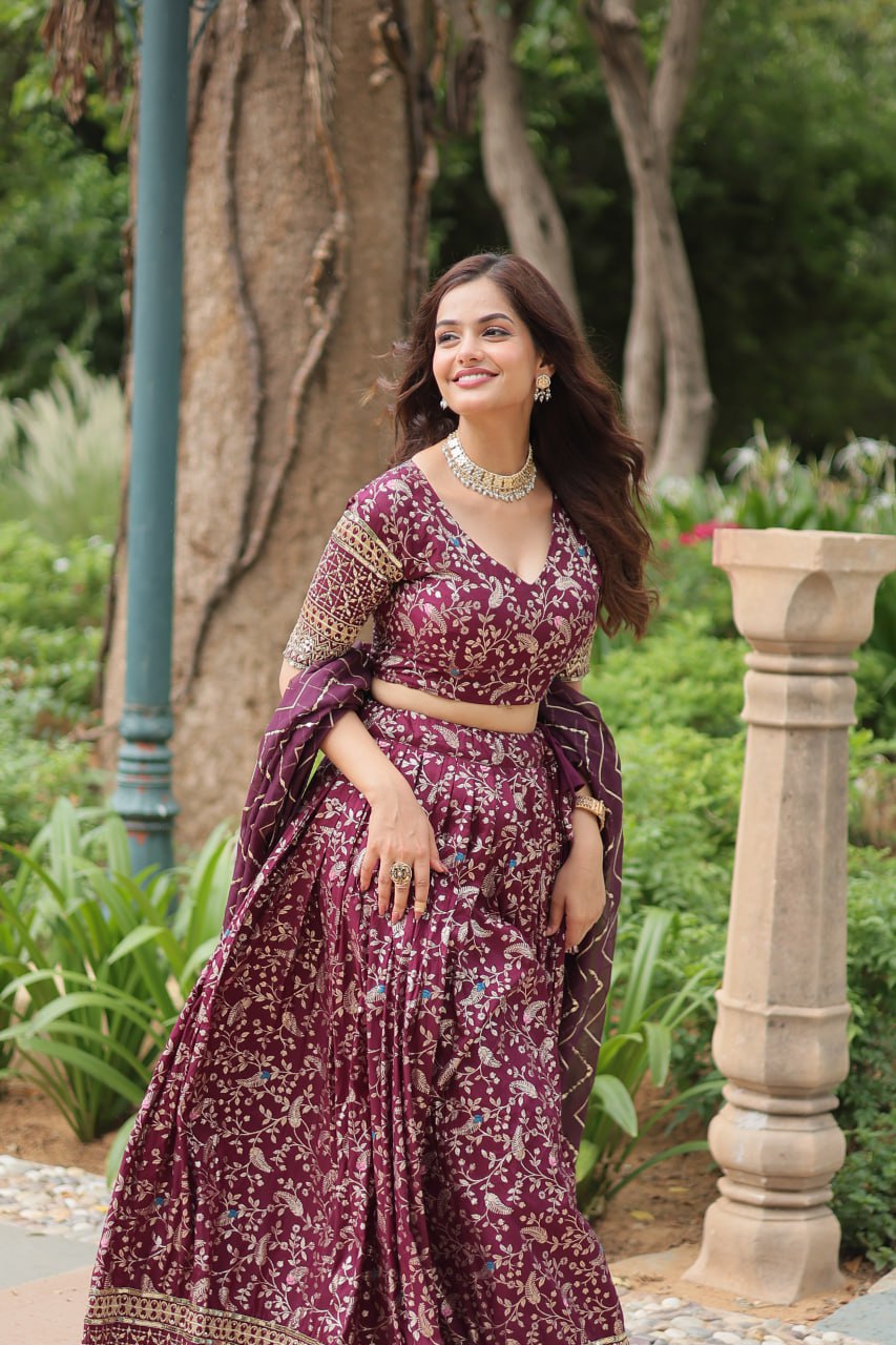 Unravel The Beauty Of Lehenga Choli