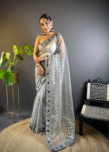 Dhyani Designner Foil thread Work Saree