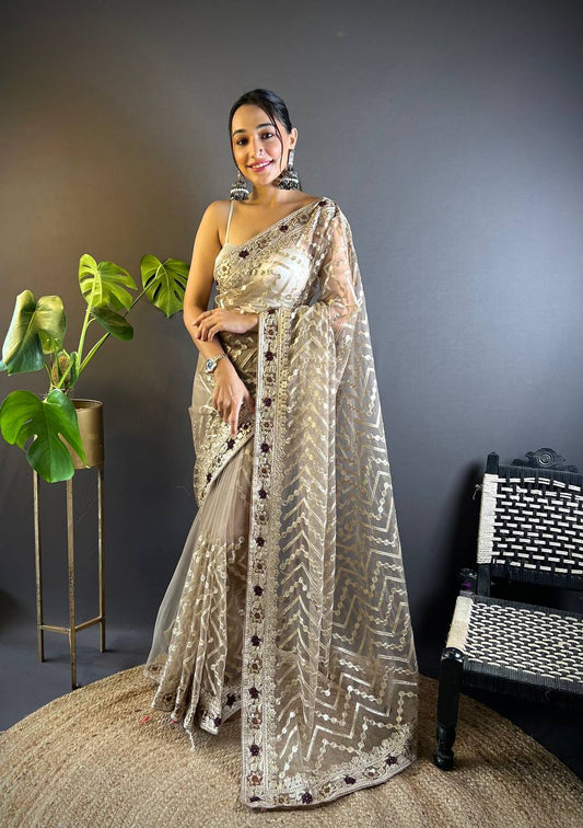 Dhyani Designner Foil thread Work Saree