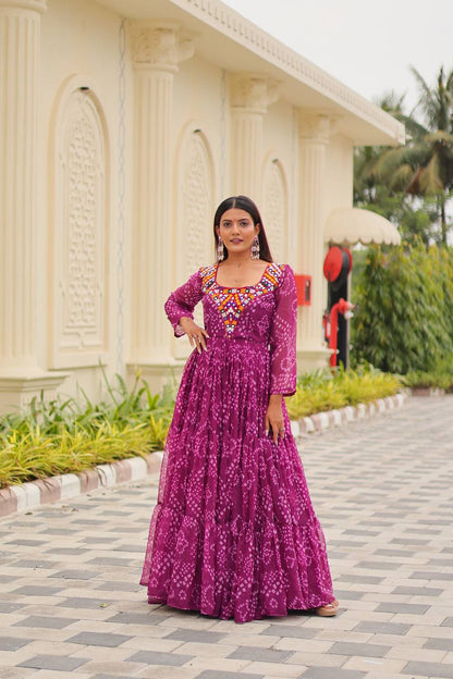 A Twirl of Bandhani Dreams and Mirror Magic