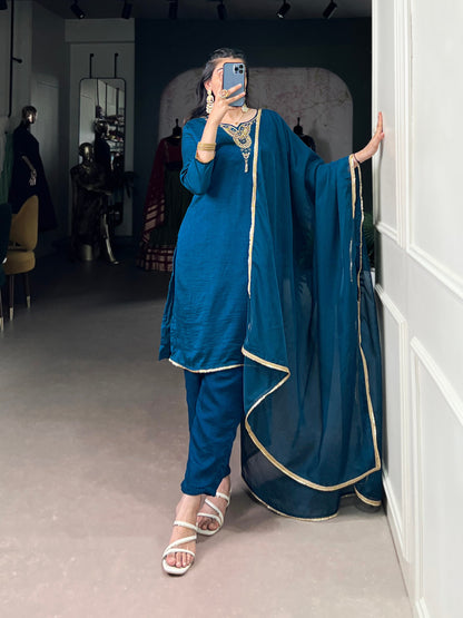 Noor-e-Teal Radiance Vichitra Silk Golden Borders Suit