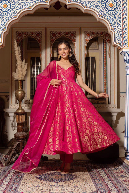 Timeless Sophistication The Heritage-Inspired Luxury Suit Set