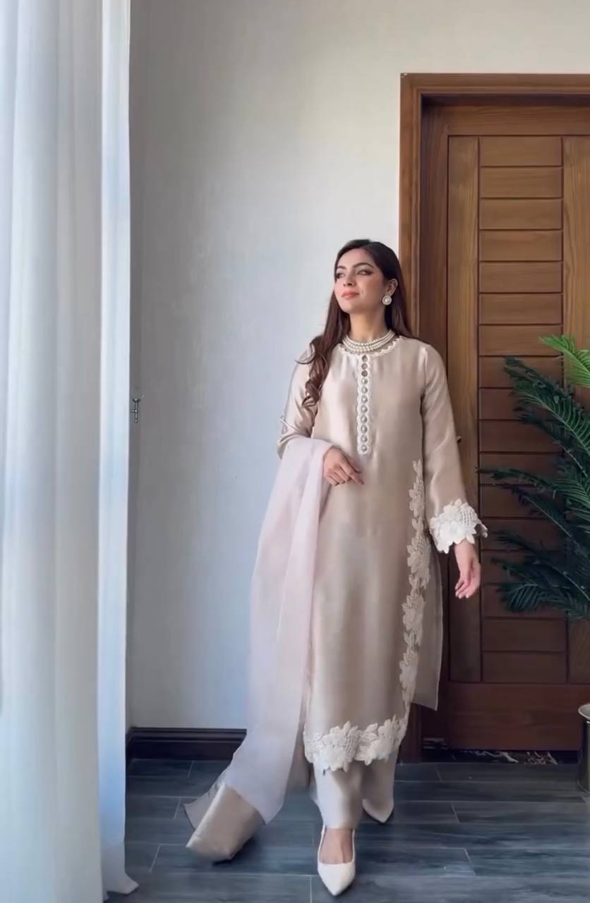 Zarine Noora Heavy Peral Moti Hand Work Suit