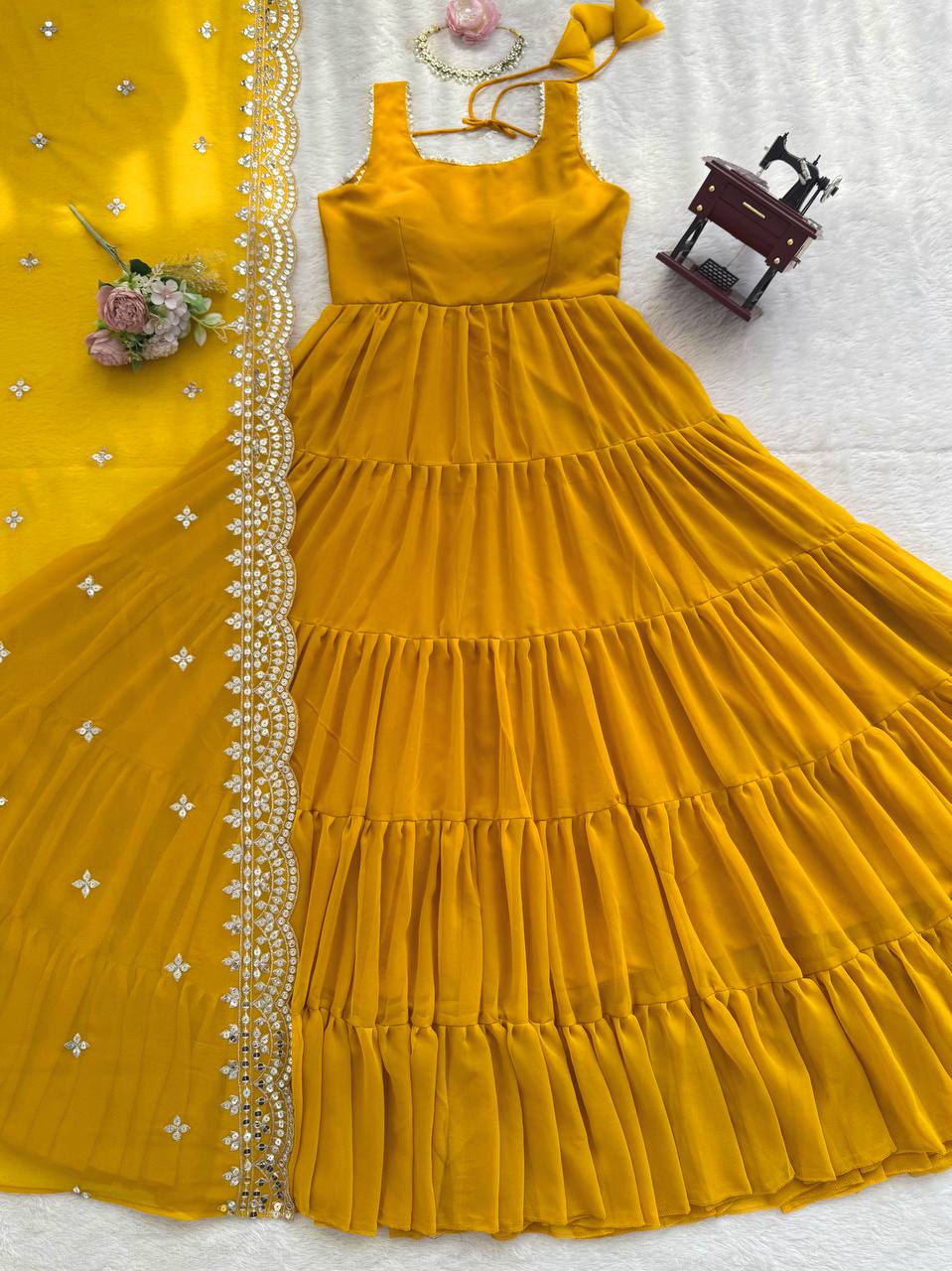 Noor means light, elegance, and grace
