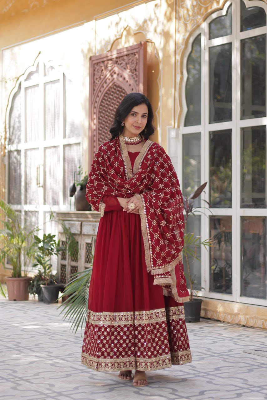 Royal Charm And Timeless Beauty Outfits Gown