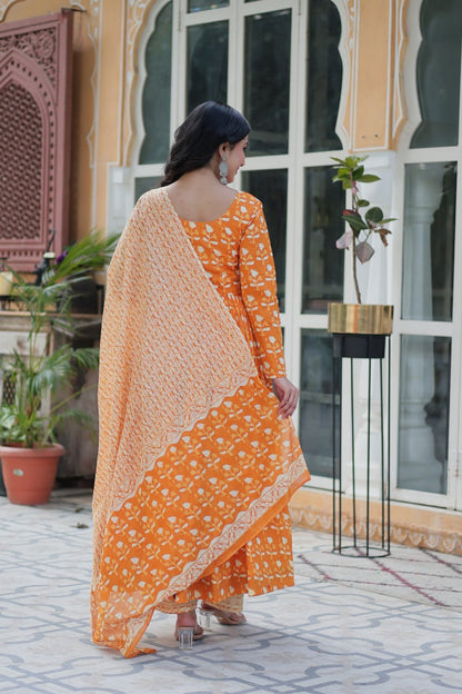 Nivya Twins Aura of Tradition Pure Cotton Gown