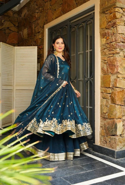 Kashish Elegant Heavy Embroidered Sequence Work Set