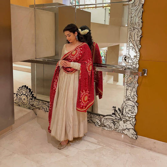 Bandhani Grandeur Off-White Classic Anarkali