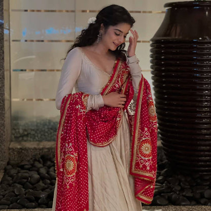 Bandhani Grandeur Off-White Classic Anarkali