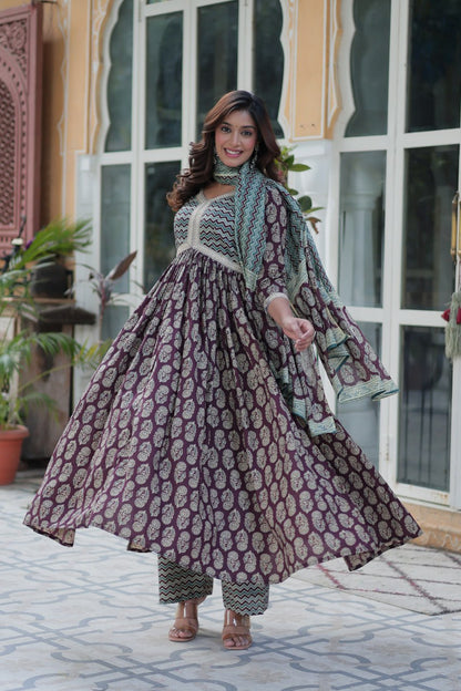 Aahana Beautiful Pure Cotton Suit