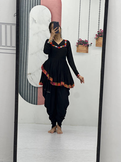 Traditional Black Kediyu with Colorful Accents