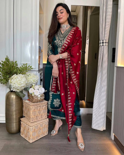 Kavya Chinnon Silk Partywear Suit